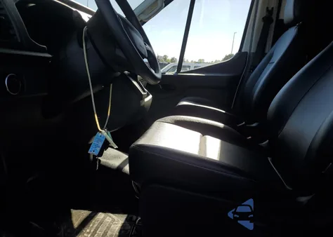 2024 Ford Transit T-250 из США, поврежденный, VIN 1FTBR1C81RKB46351